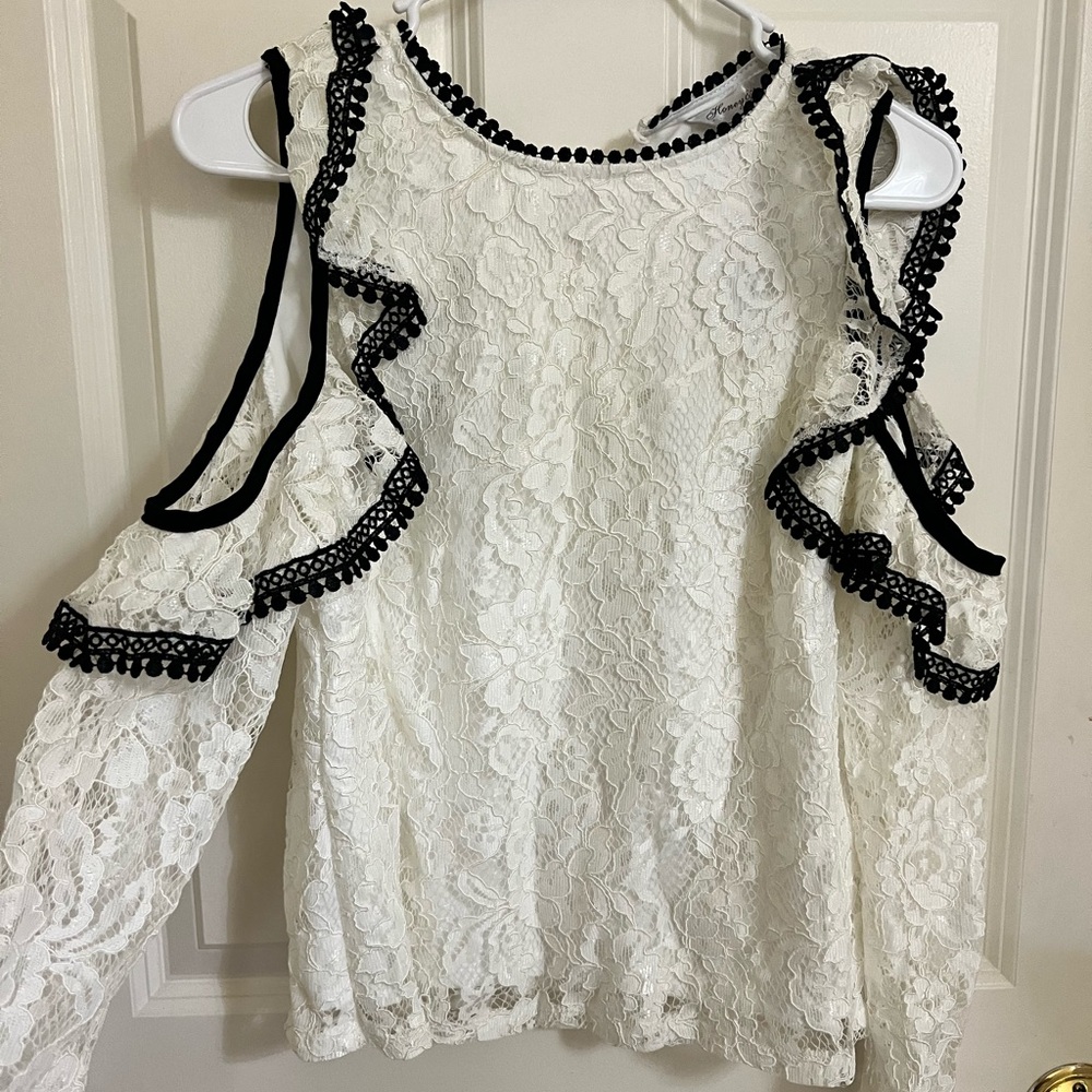 NWT White Lace Off the Shoulder Formal Shirt